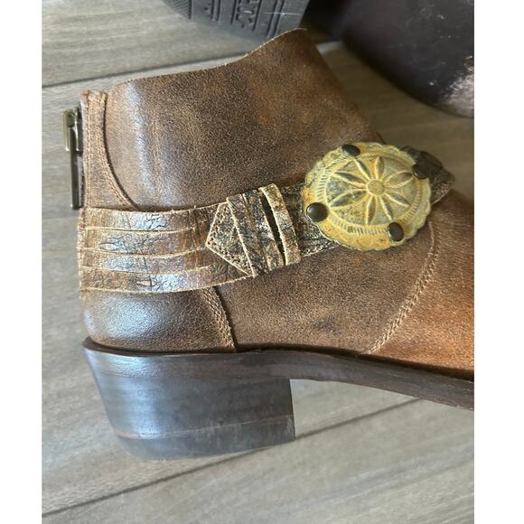 Circle G by Corral Western Cowboy Short Booties Burnished Brown Strap Size 9.5 - Picture 8 of 15